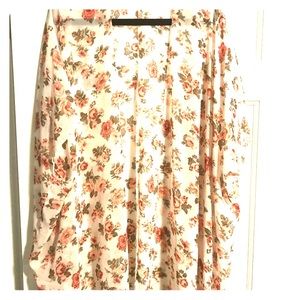 Worn once floral kimono